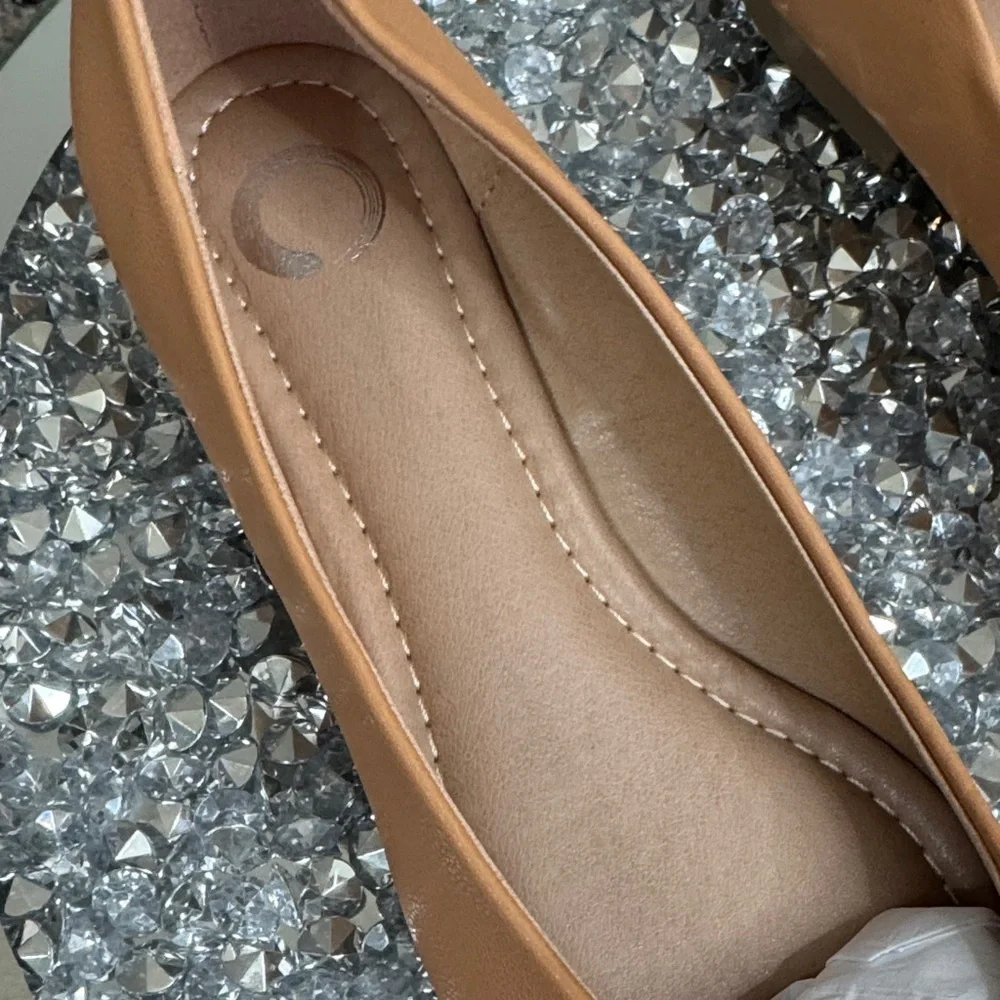 Journee Tan Pointed-Toe Flats with Crystal Embellishment NEW 8